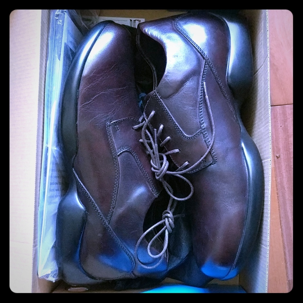 New Aetrex Brown Shoes w Customizable Insoles